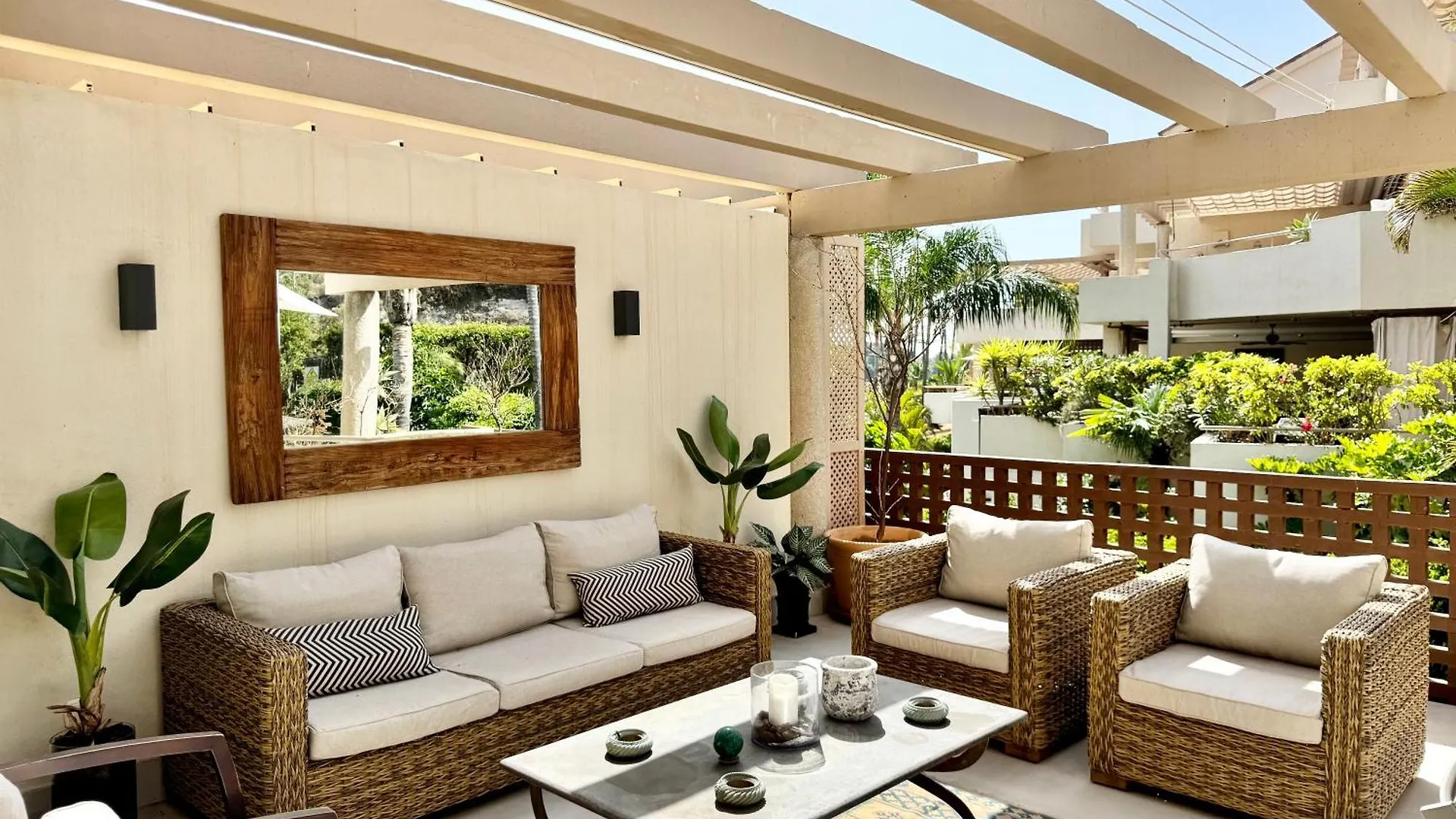 דירה מארבלה Golf Gardens Luxury Rio Real - Eaw Homes