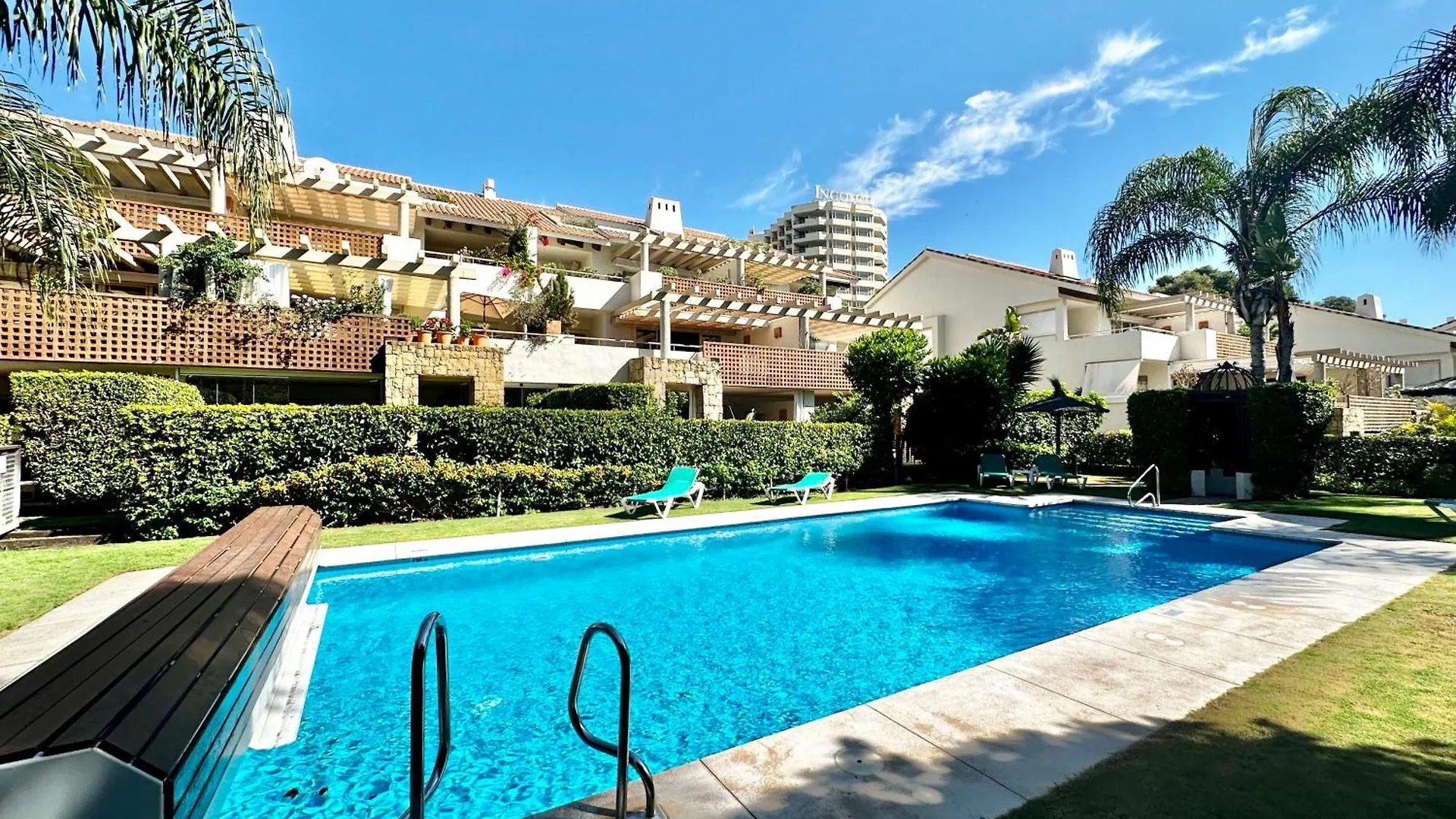 Apartment Golf Gardens Luxury Rio Real - Eaw Homes Marbella Spain